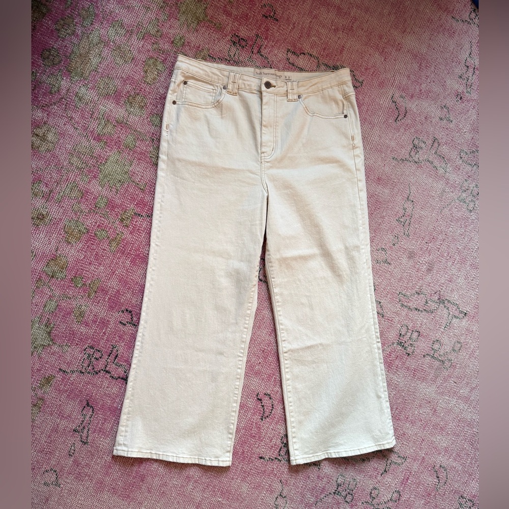 NWOT Soft Surroundings Wide Leg Jeans in Cream w/ Gold Stitching Size 18 Petite